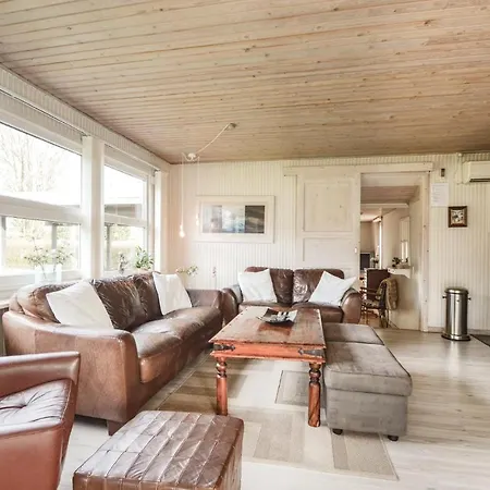 Holiday home Holiday Lavningen Ix *